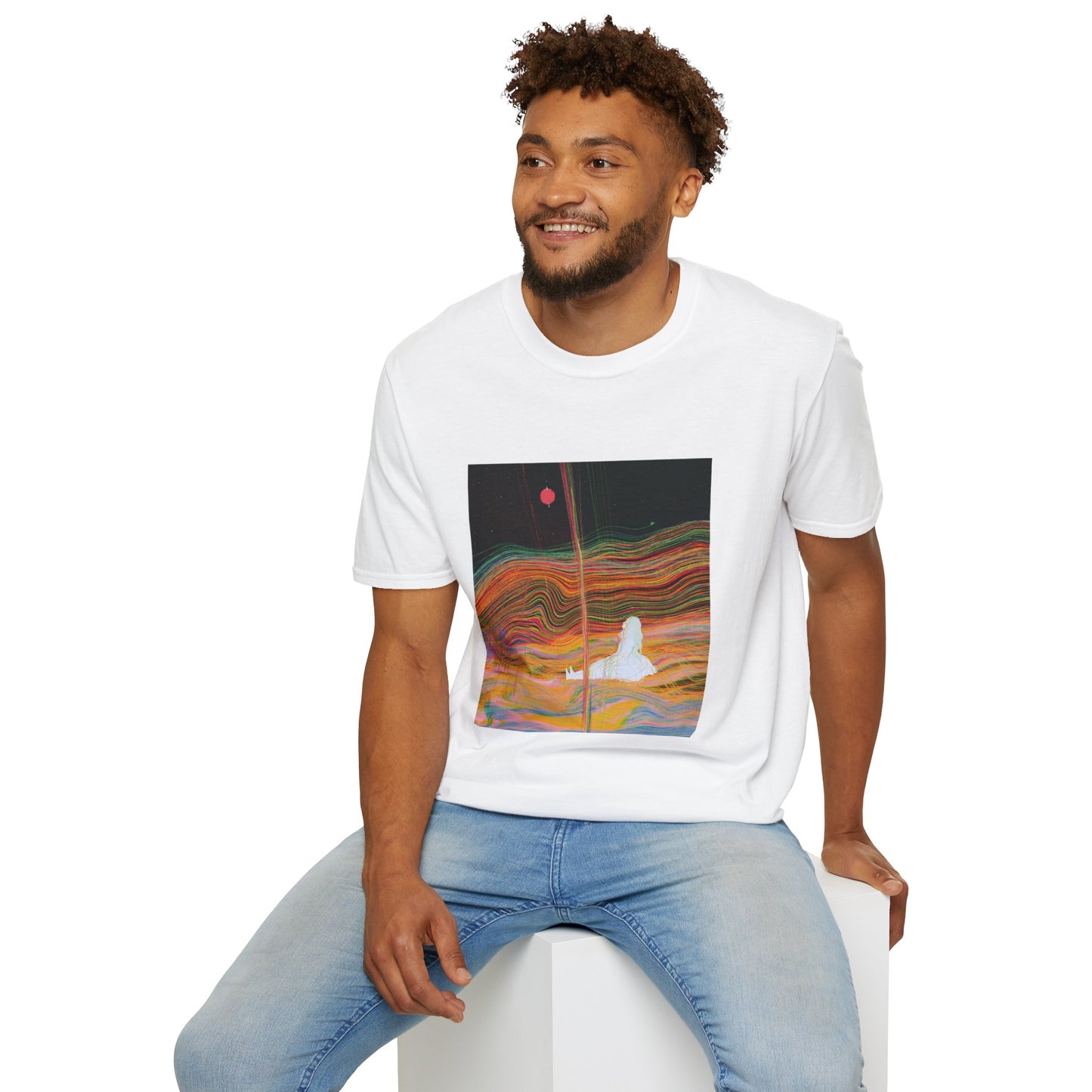 'Girl in the Dunes // s z n 1' - Unisex Softstyle T-Shirt